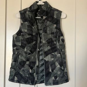EUC North Face Women's Thermoball Full Zip Vest (S)